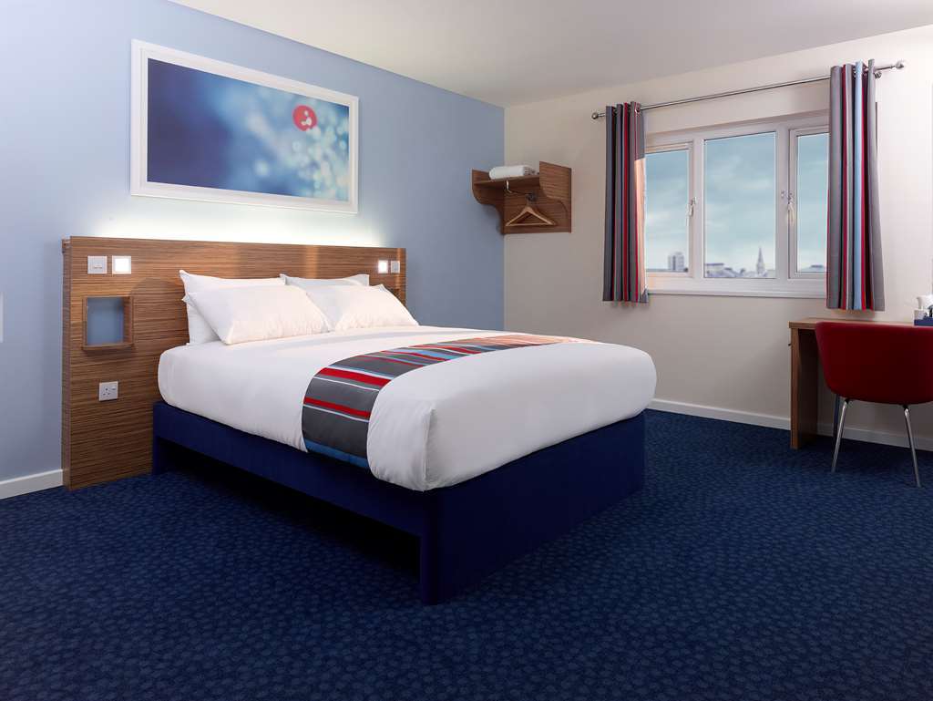 Travelodge Cirencester Ruang foto