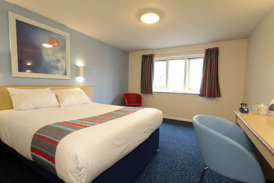 Travelodge Cirencester Ruang foto