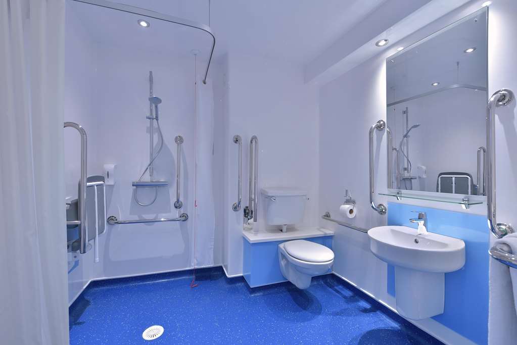 Travelodge Cirencester Ruang foto