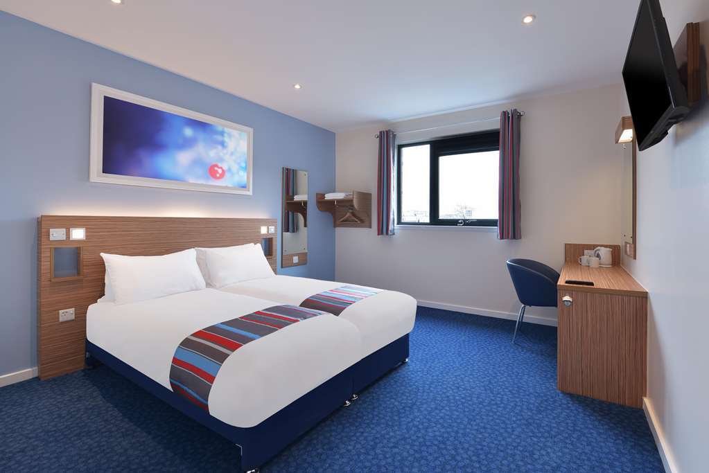 Travelodge Cirencester Ruang foto